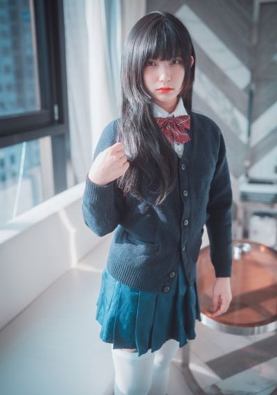 三妻四妾完整版免费播放_午夜伦不卡高清在线观看