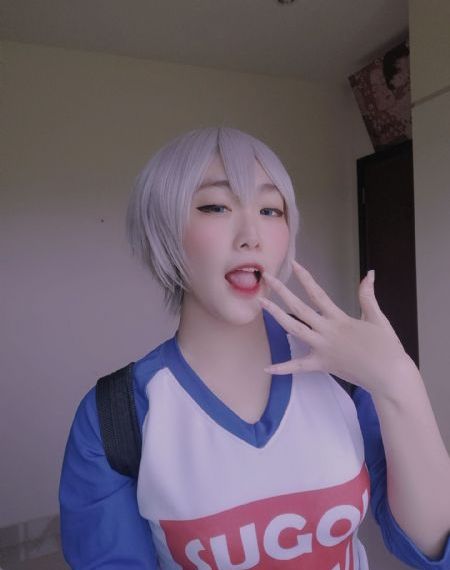 他趴在我两腿中间添得好爽在线看_蓝光手机在线看