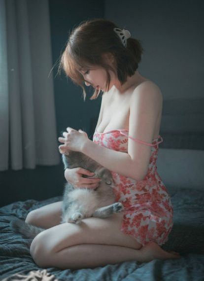 张雅英_手机MP4字幕高清版在线播放