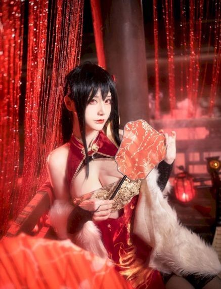 《偷窥女教师》未删减版在线观看_1080完整版观看