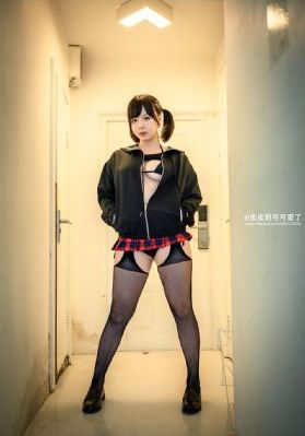 男生女生向前冲第九季2017_十万网红美女美酱